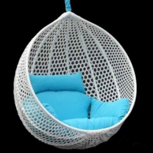 Outdoor Wicker Swing - Nova